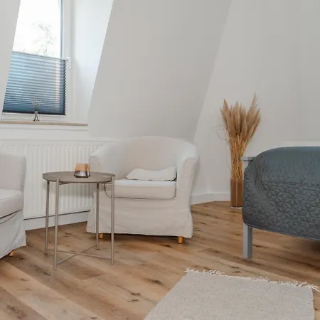 One4five Apartments, Strandhaus, Gemütliches Wohnen In *